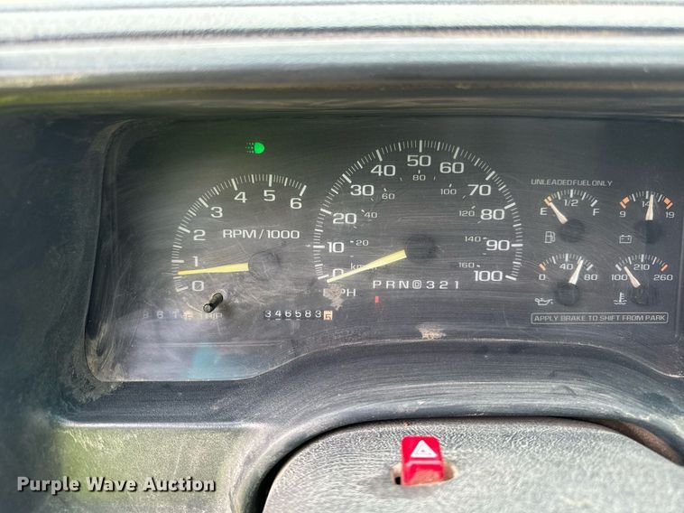 image for item DP8455 1998 Chevrolet C3500 Crew Cab pickup truck