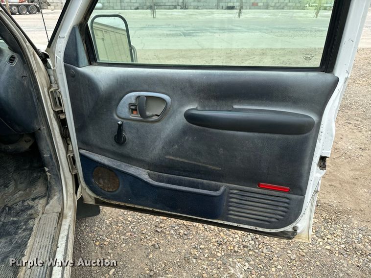 image for item DP8455 1998 Chevrolet C3500 Crew Cab pickup truck