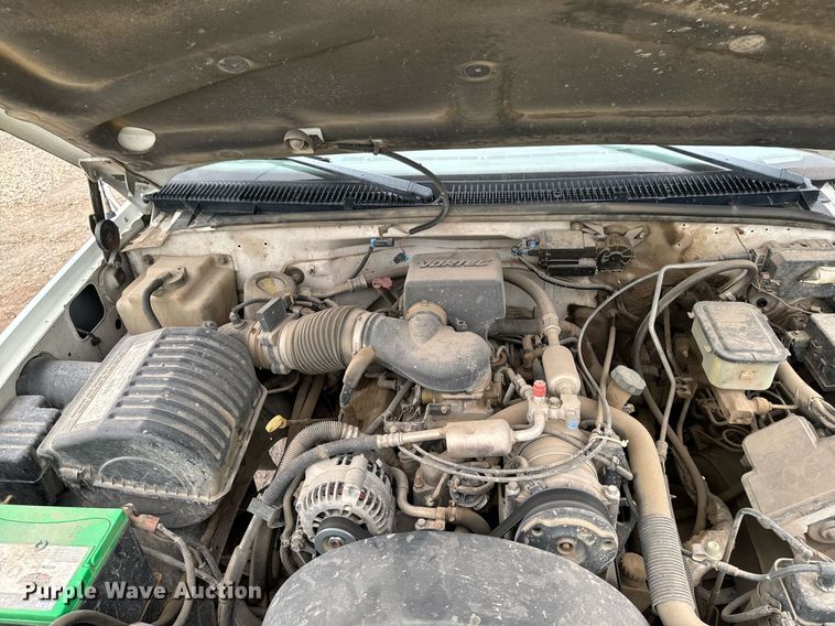 image for item DP8455 1998 Chevrolet C3500 Crew Cab pickup truck