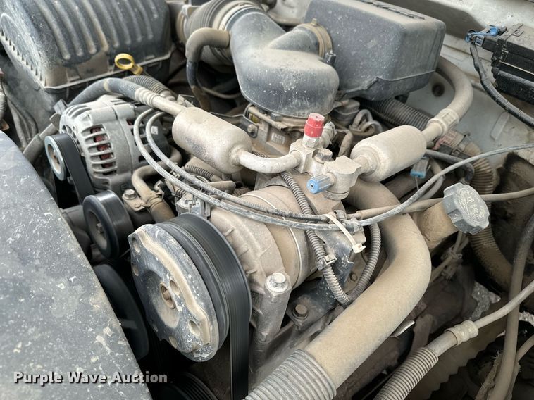 image for item DP8455 1998 Chevrolet C3500 Crew Cab pickup truck