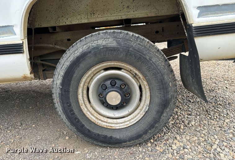 image for item DP8455 1998 Chevrolet C3500 Crew Cab pickup truck