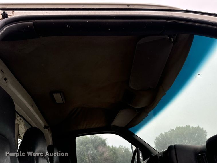 image for item DP8458 2005 GMC C7500 flatbed truck