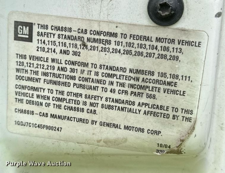 image for item DP8458 2005 GMC C7500 flatbed truck