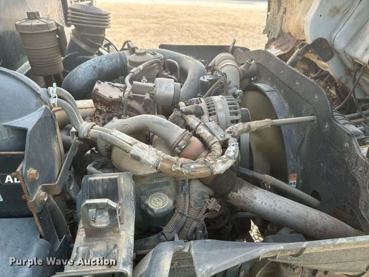 image for item DP8459 2006 Ford LCF flatbed truck