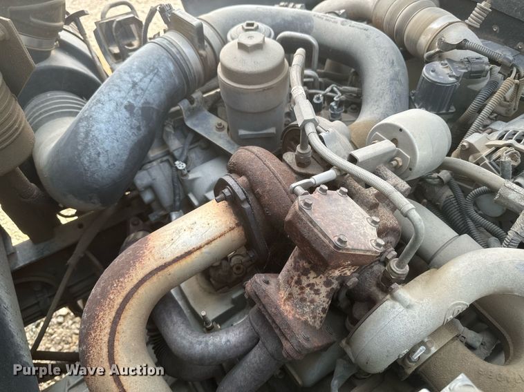 image for item DP8459 2006 Ford LCF flatbed truck