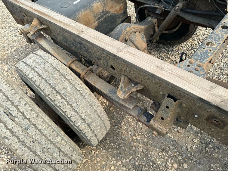 image for item DP8460 2008 Isuzu NPR truck cab and chassis