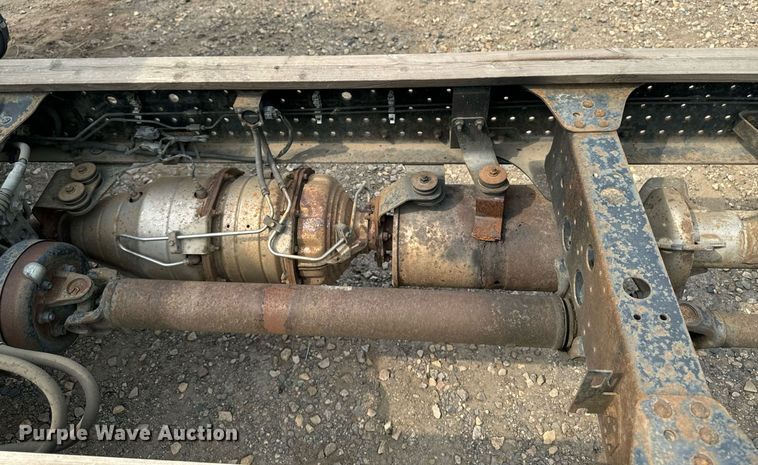 image for item DP8460 2008 Isuzu NPR truck cab and chassis