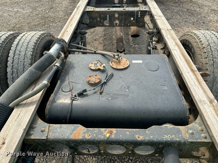 image for item DP8460 2008 Isuzu NPR truck cab and chassis