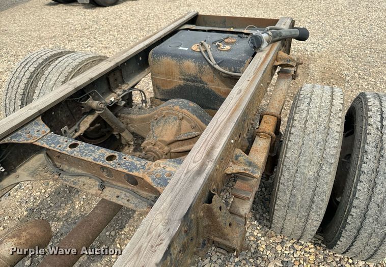 image for item DP8460 2008 Isuzu NPR truck cab and chassis