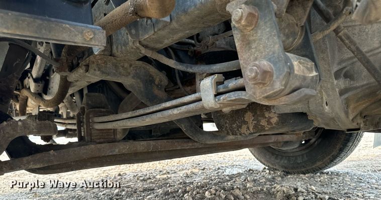 image for item DP8460 2008 Isuzu NPR truck cab and chassis