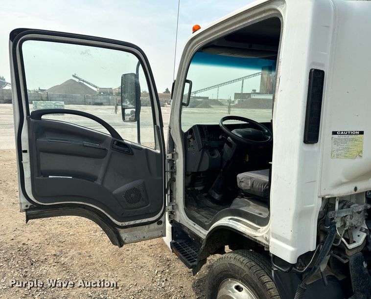 image for item DP8460 2008 Isuzu NPR truck cab and chassis