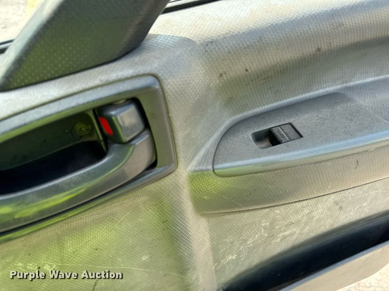 image for item DP8460 2008 Isuzu NPR truck cab and chassis