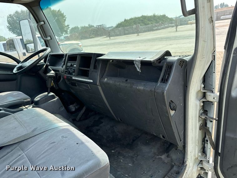 image for item DP8460 2008 Isuzu NPR truck cab and chassis