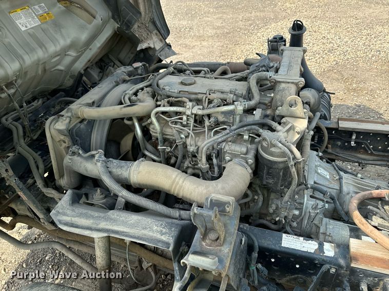 image for item DP8460 2008 Isuzu NPR truck cab and chassis