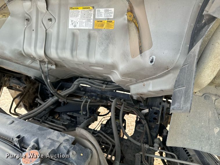 image for item DP8460 2008 Isuzu NPR truck cab and chassis