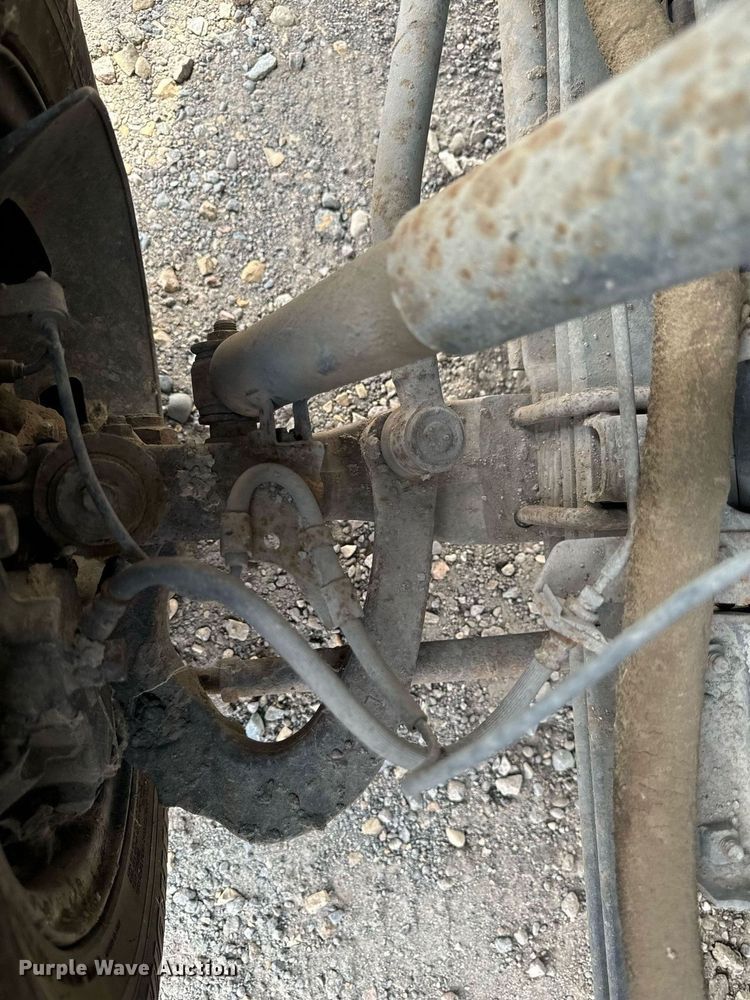 image for item DP8460 2008 Isuzu NPR truck cab and chassis