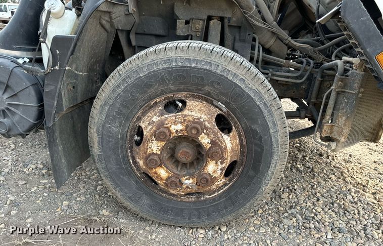 image for item DP8460 2008 Isuzu NPR truck cab and chassis