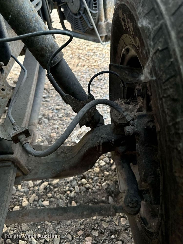 image for item DP8460 2008 Isuzu NPR truck cab and chassis