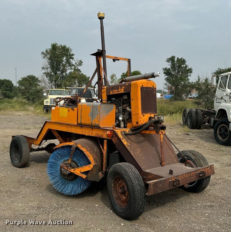 image for item DP8463 1979 Broce HS broom