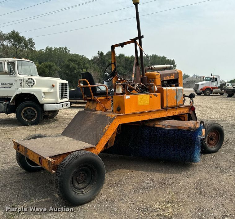 image for item DP8463 1979 Broce HS broom