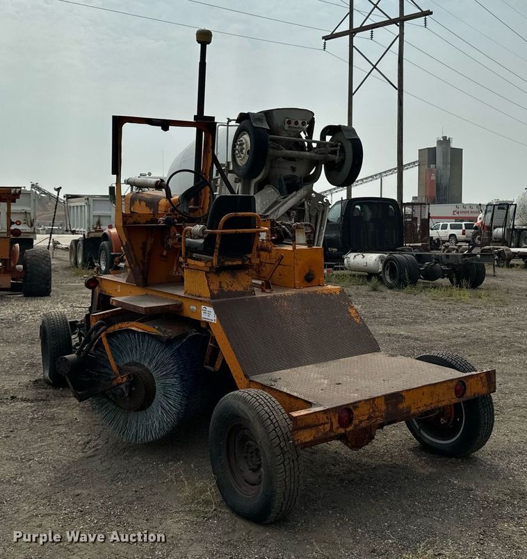 image for item DP8463 1979 Broce HS broom