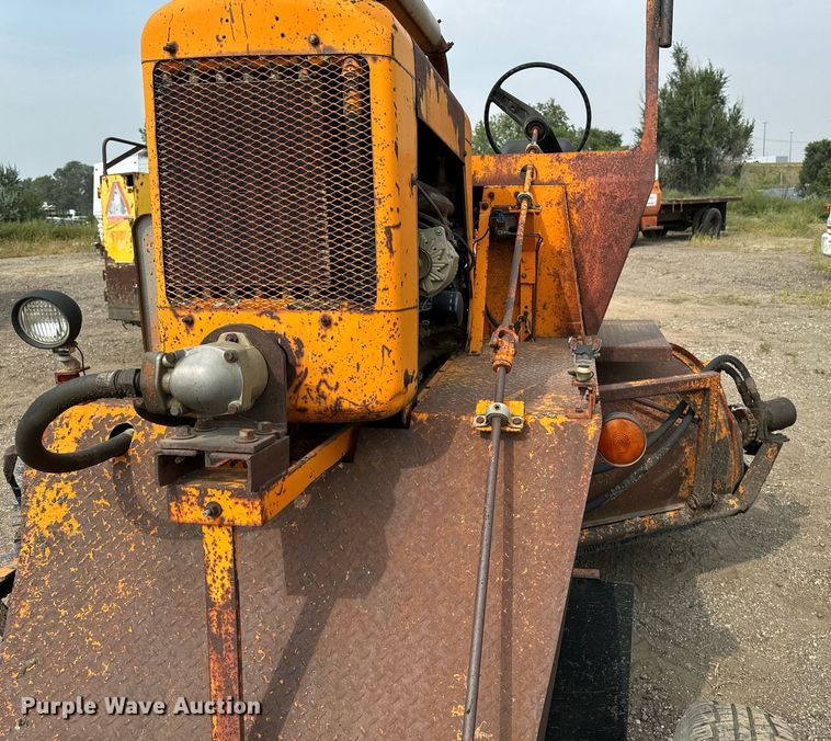 image for item DP8463 1979 Broce HS broom