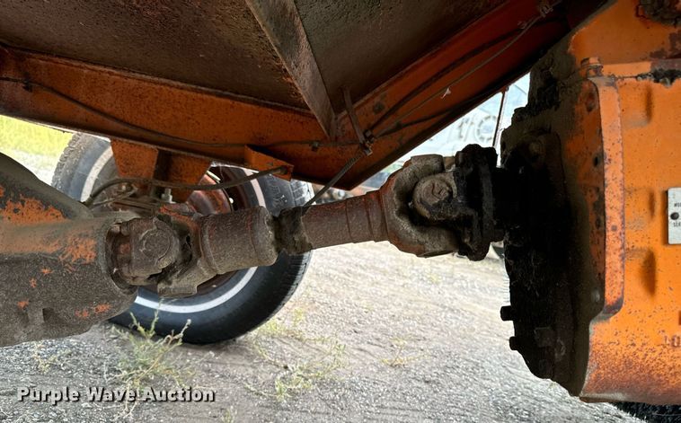 image for item DP8463 1979 Broce HS broom