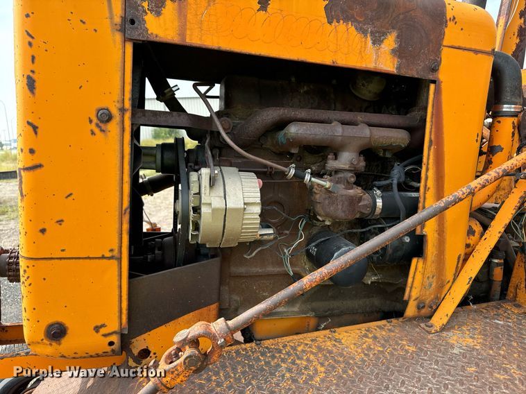 image for item DP8463 1979 Broce HS broom