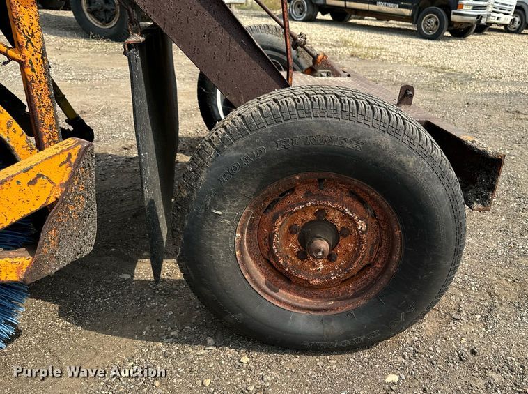 image for item DP8463 1979 Broce HS broom