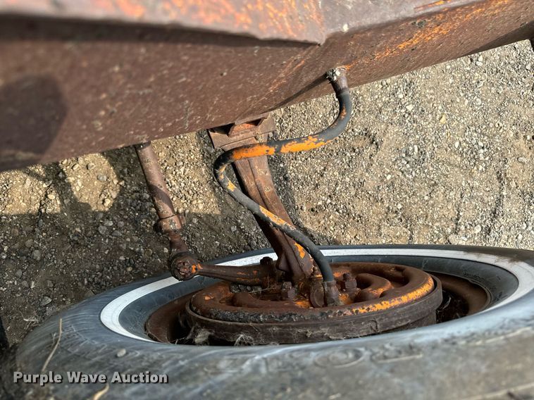 image for item DP8463 1979 Broce HS broom