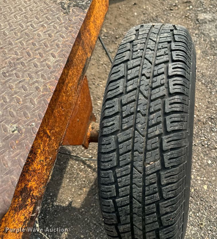 image for item DP8463 1979 Broce HS broom