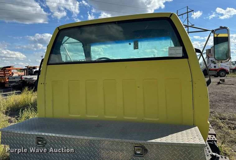 image for item DP8465 1995 GMC Topkick  flatbed truck