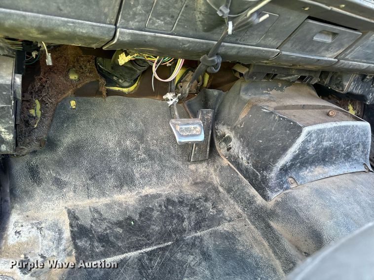 image for item DP8465 1995 GMC Topkick  flatbed truck