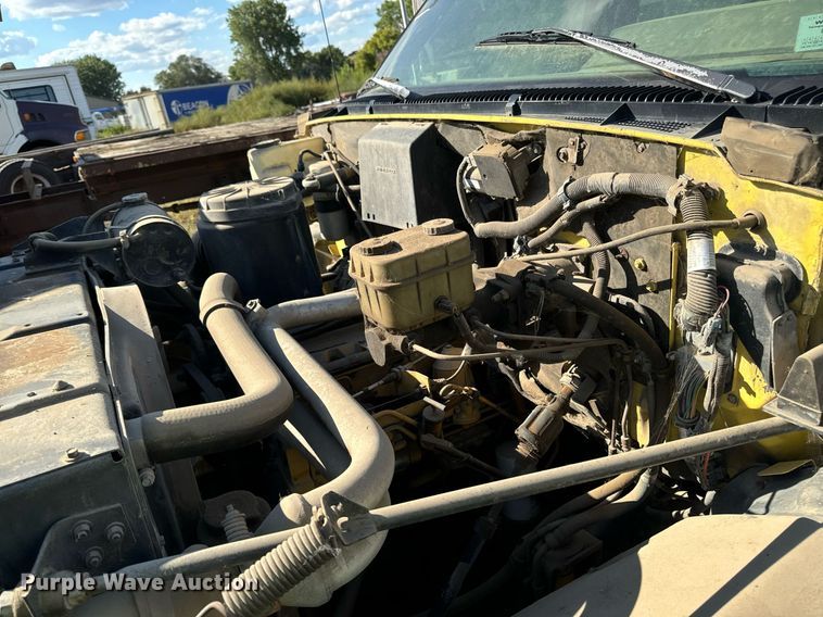 image for item DP8465 1995 GMC Topkick  flatbed truck