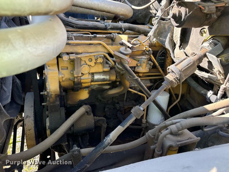 image for item DP8465 1995 GMC Topkick  flatbed truck