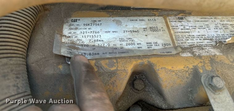 image for item DP8465 1995 GMC Topkick  flatbed truck