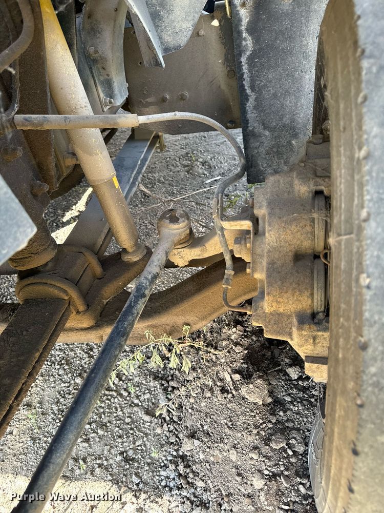 image for item DP8465 1995 GMC Topkick  flatbed truck