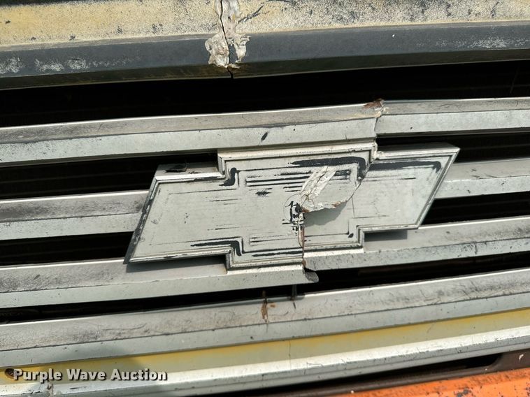 image for item DP8466 1974 Chevrolet C60 flatbed truck