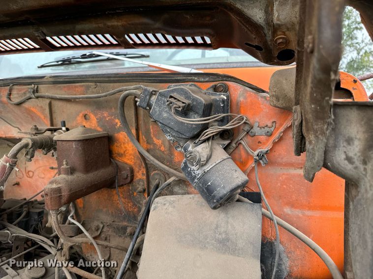 image for item DP8466 1974 Chevrolet C60 flatbed truck