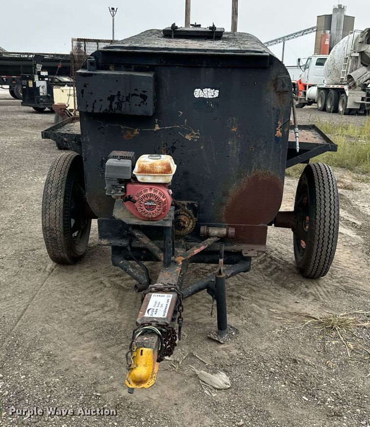 image for item DP8472 Asphalt trailer