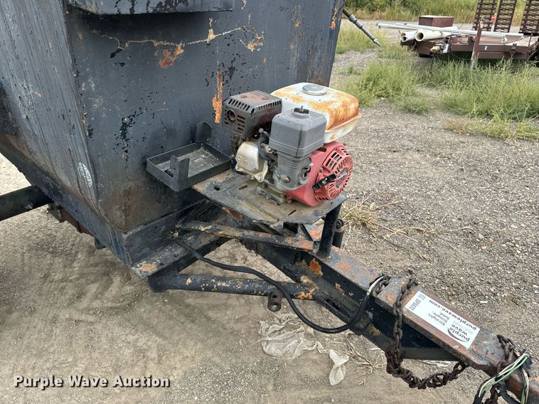 image for item DP8472 Asphalt trailer