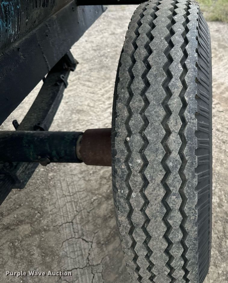 image for item DP8472 Asphalt trailer