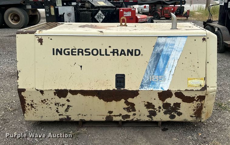image for item DP8475 1993 Ingersoll Rand 185 air compressor