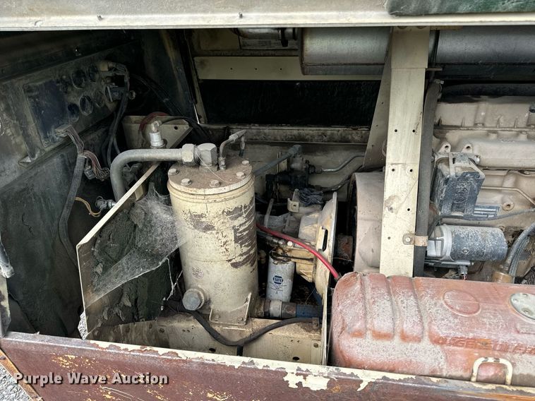 image for item DP8475 1993 Ingersoll Rand 185 air compressor