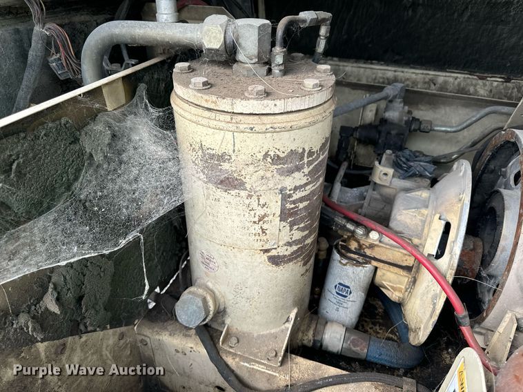 image for item DP8475 1993 Ingersoll Rand 185 air compressor