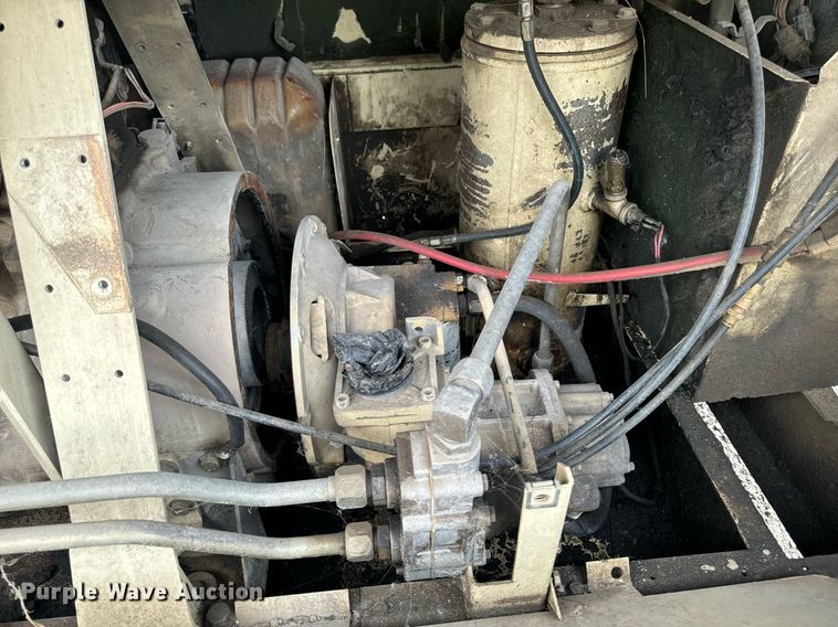 image for item DP8475 1993 Ingersoll Rand 185 air compressor