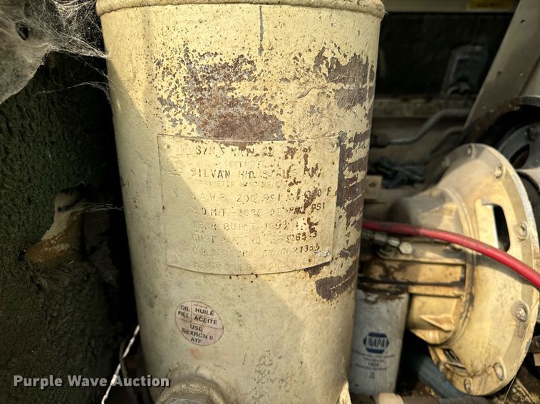 image for item DP8475 1993 Ingersoll Rand 185 air compressor