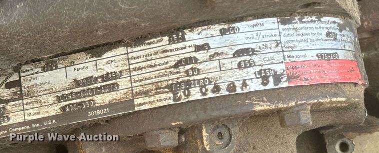 image for item DP8476 1981 Ford LT9000 truck cab and chassis