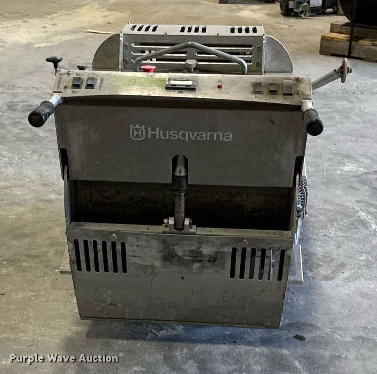 image for item DP8490 2011 Husqvarna X5000 concrete saw