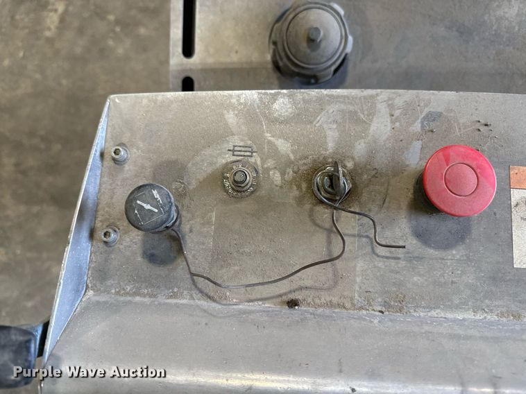 image for item DP8490 2011 Husqvarna X5000 concrete saw